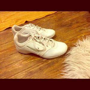 Go fight! Nike Cheerleading Shoes